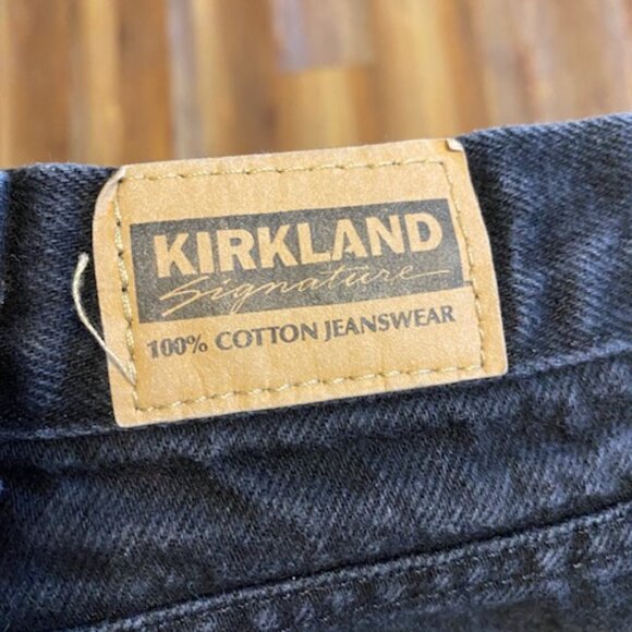 Kirkland Signature Men's 5-Pocket Jeans, Relaxed Fit, Black (36x30) - Picture 2 of 4